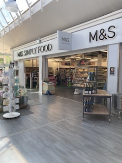 File:M&S Simply Food - Moto Reading Eastbound.jpeg