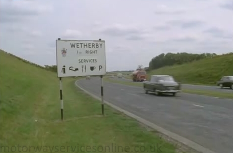File:A1 Wetherby services road sign.jpg