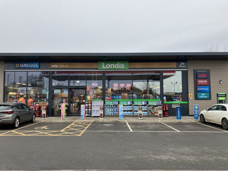 File:Londis Bicker Bar 2025.jpg