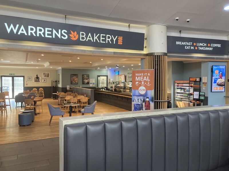 File:Warrens Bakery Cambridge 2022.jpg