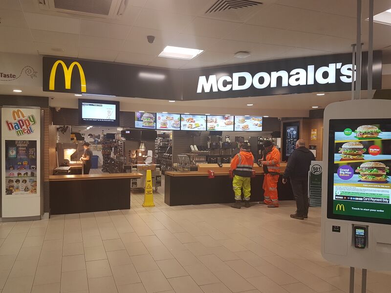 File:Sandbach North McDonalds 2019.jpg
