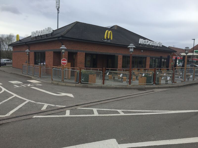 File:McDonalds Oversley Mill 2020.jpg