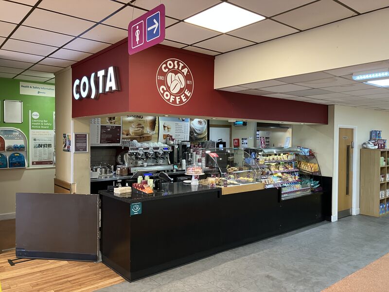 File:Costa Leeming Bar 2025.jpg