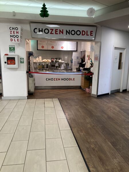 File:Chozen Noodle - Roadchef Clacket Lane Westbound.jpeg