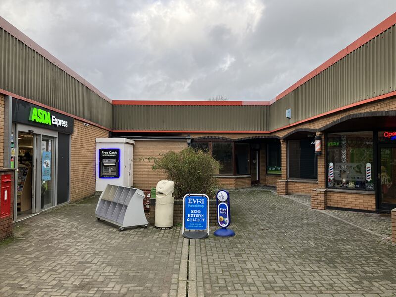 File:St Kew courtyard 2025.jpg