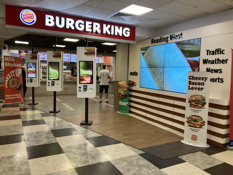 File:Burger King Reading West 2021.jpg