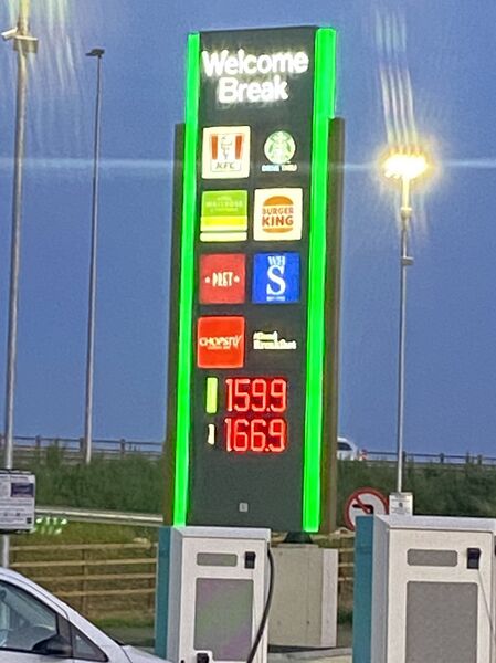 File:Rotherham totempole.JPEG