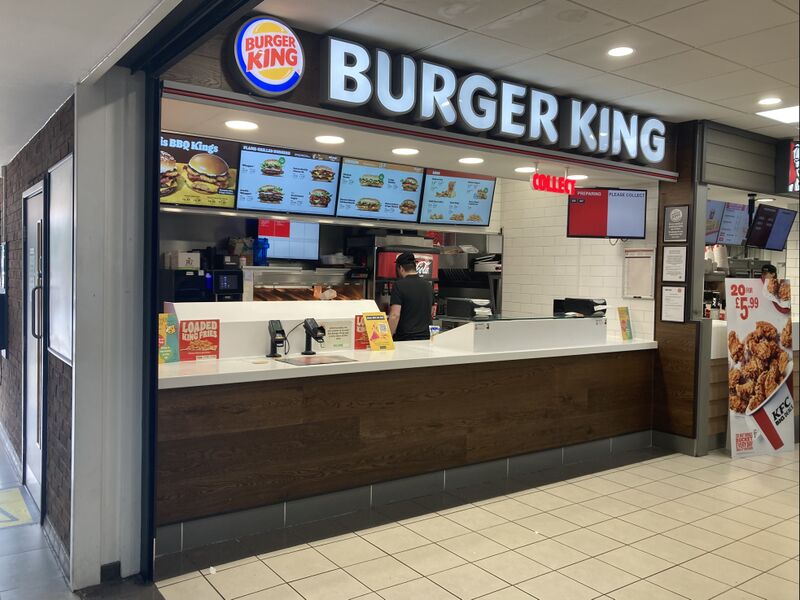 File:Burger King Michaelwood South 10-2022.jpg