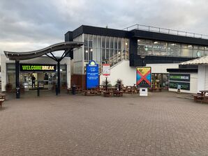 Leicester Forest East services