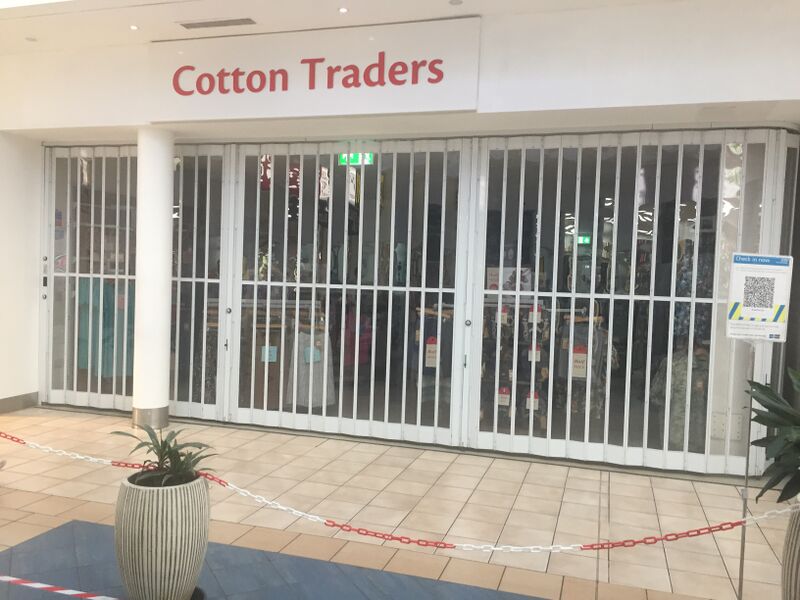 File:Cotton Traders Strensham North 2021.jpg