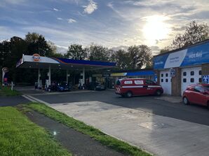 Great Ponton services