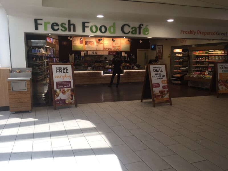File:Fresh Food Cafe Strensham North 2018.JPG