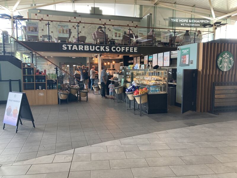 File:Starbucks Beaconsfield 2022.jpg