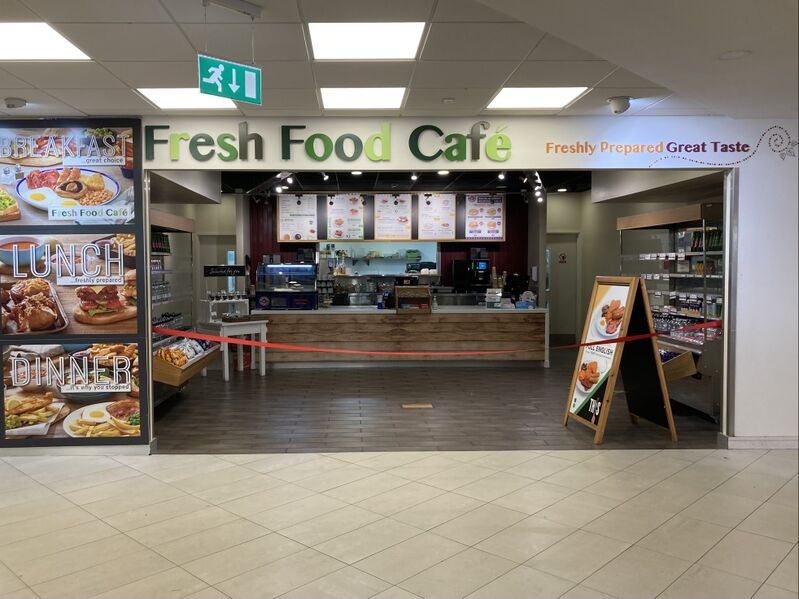 File:Fresh Food Cafe Sedgemoor South 2023.jpg