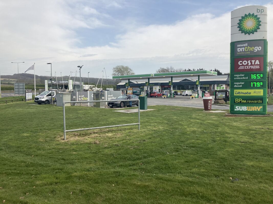 South Cave services Motorway Services, South Cave service station info