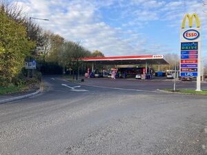 West Wellow services
