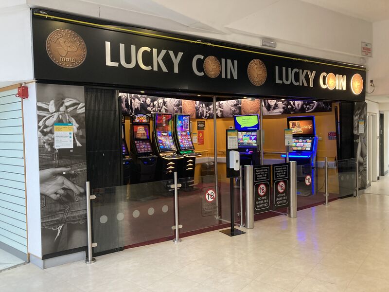 File:Lucky Coin Hilton Park North 2021.jpg