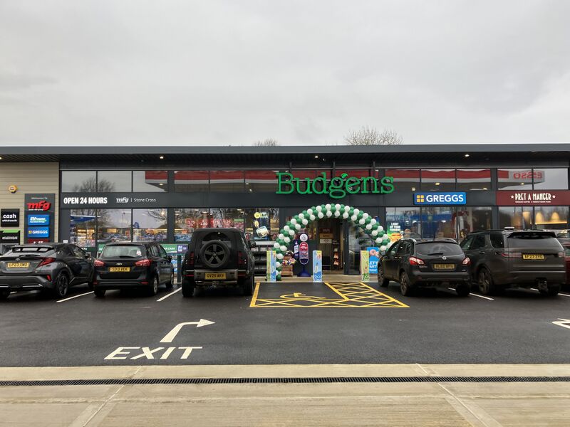 File:Budgens Stone Cross 2025.jpg