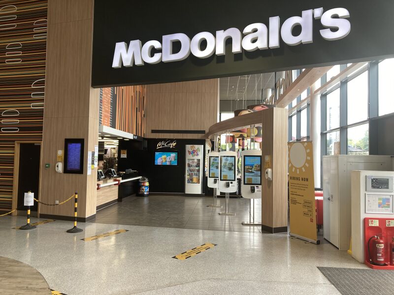 File:McDonalds Cornwall 2022.jpg
