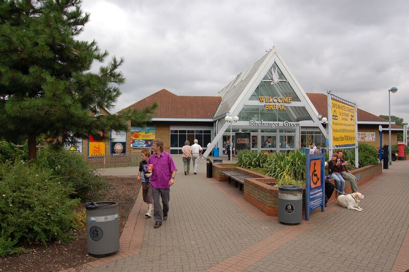 File:Birchanger Green 2006.JPG