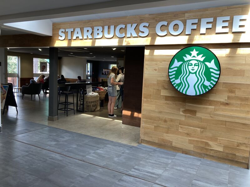 File:Starbucks Fleet North 2021.jpg