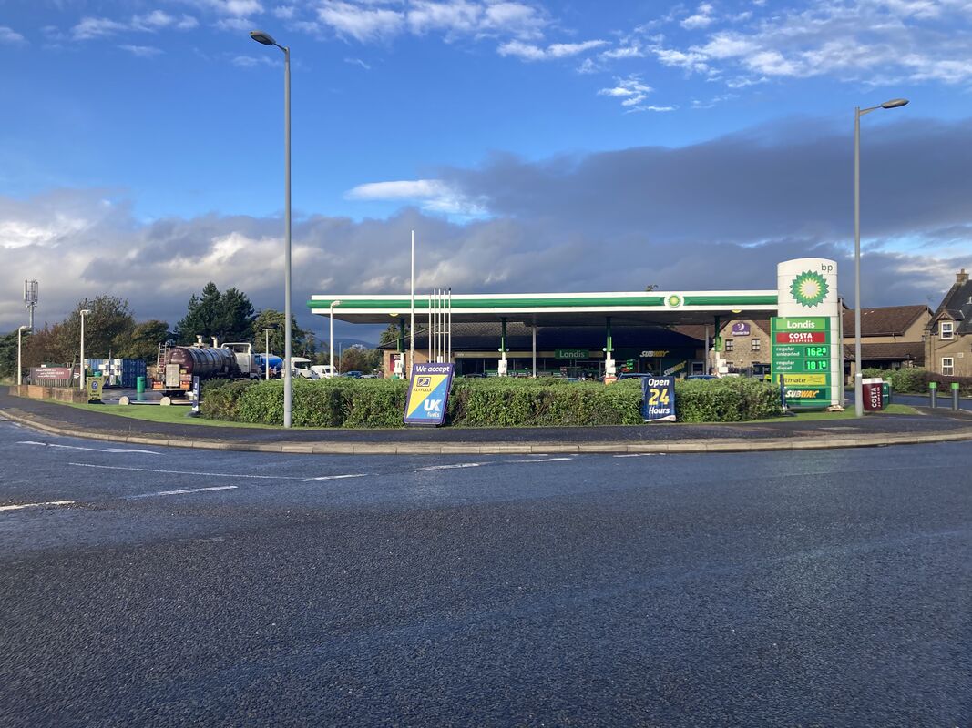 Kincardine Bridge services Motorway Services, Kincardine Bridge