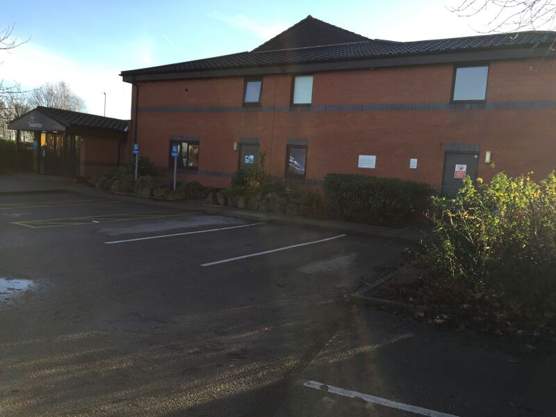 File:Travelodge Middlewich 2018.jpg