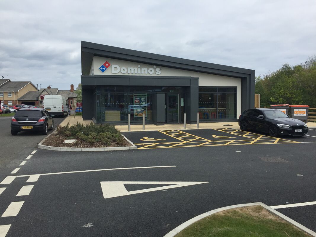 Domino's Pizza Motorway Services, Domino's service station info