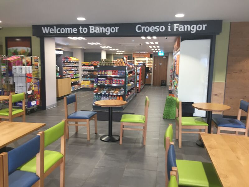File:Sainsburys Bangor 2020.jpg