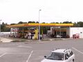 Peartree: Peartree forecourt.jpg