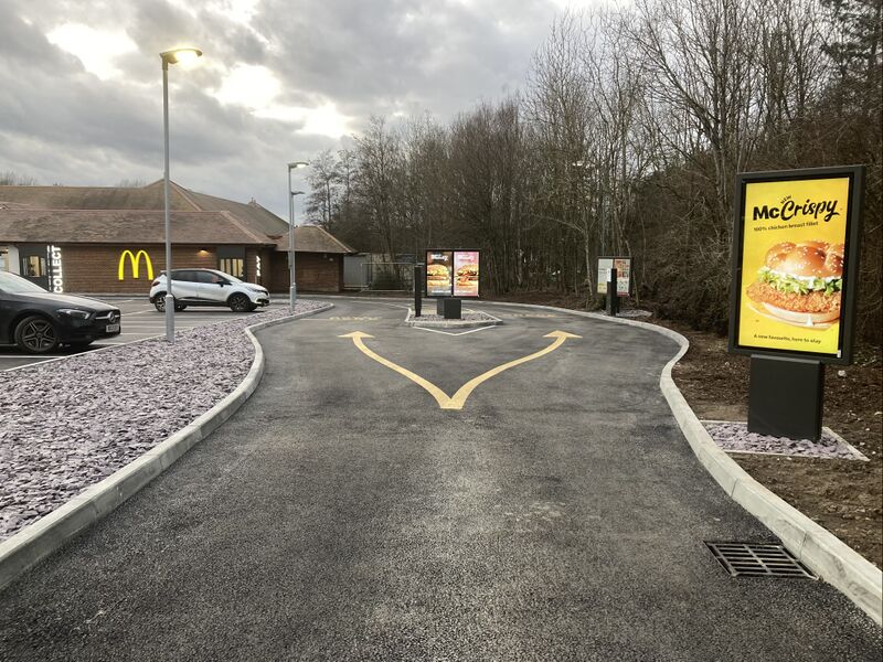 File:McDonalds DT Maidstone lanes 2023.jpg