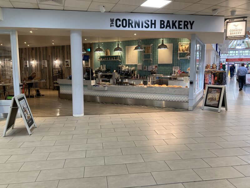 File:Cornish Bakery Strensham North 2022.jpg