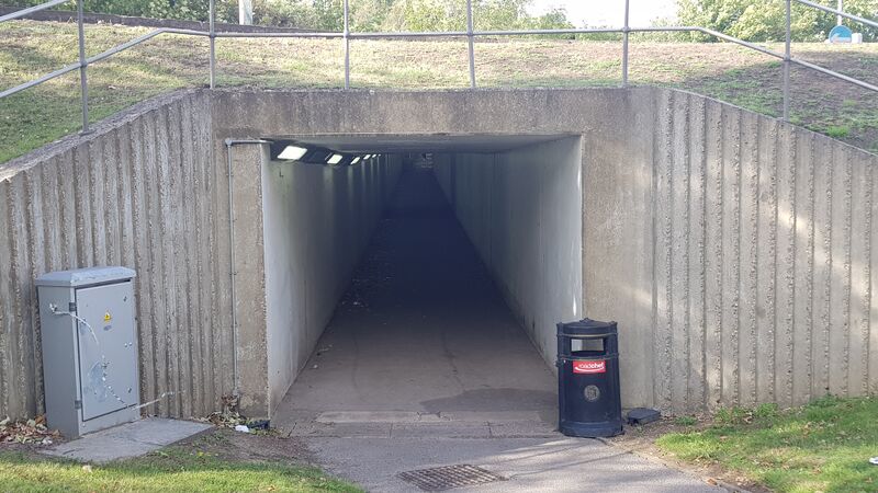 File:Rownhams Tunnel West.jpg