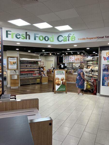File:Fresh Food Café - Roadchef Sandbach Northbound.jpeg