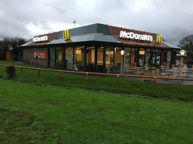 File:McDonalds Hardwicke 2018.jpg