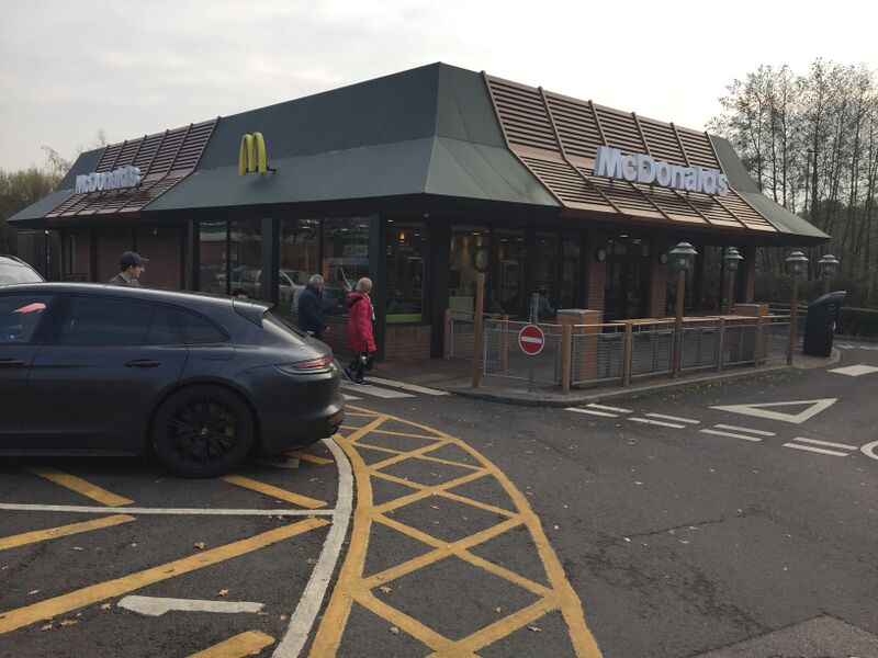 File:McDonalds Petersfield 2018.jpg