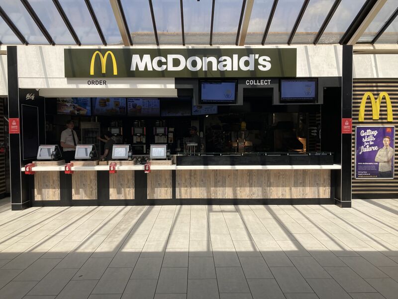 File:McDonalds Taunton Deane South 2023.jpg