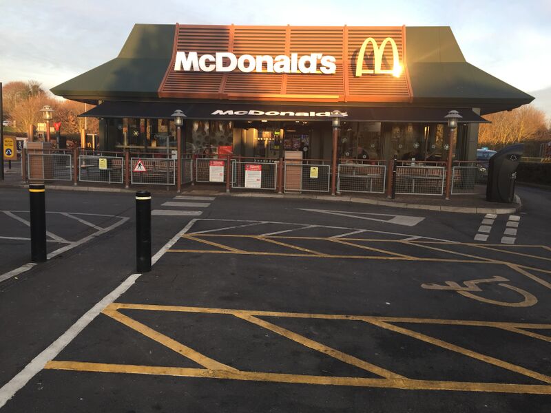 File:McDonalds Sittingbourne 2019.jpg