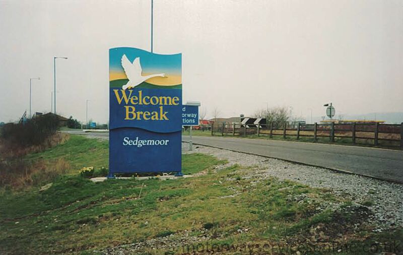 File:Sedgemoor north Welcome Break sign.jpg