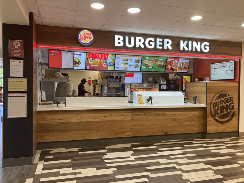 File:Burger King Newport Pagnell North 2022.jpg
