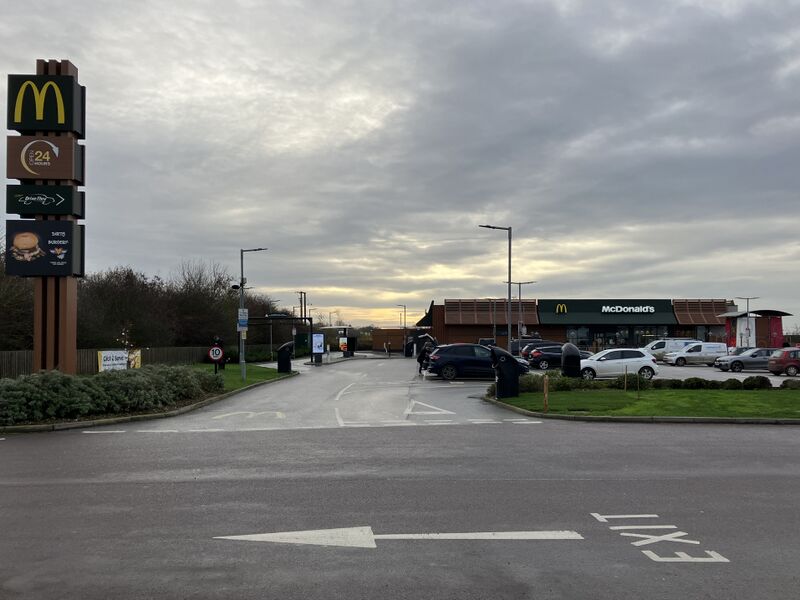 File:McDonalds Sutterton 2025.jpg