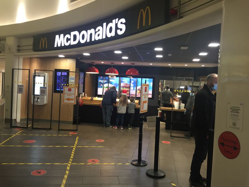 File:McDonalds Cobham 2020.jpg
