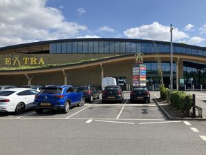 Leeds Skelton Lake services