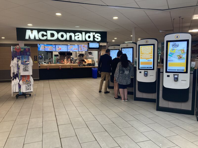 File:McDonalds Rownhams North 2022.jpg