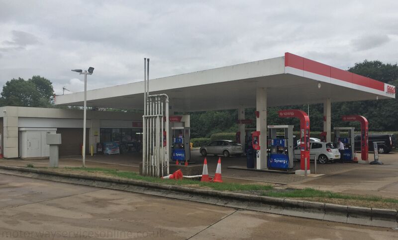 File:Ecton eastbound petrol station.jpg