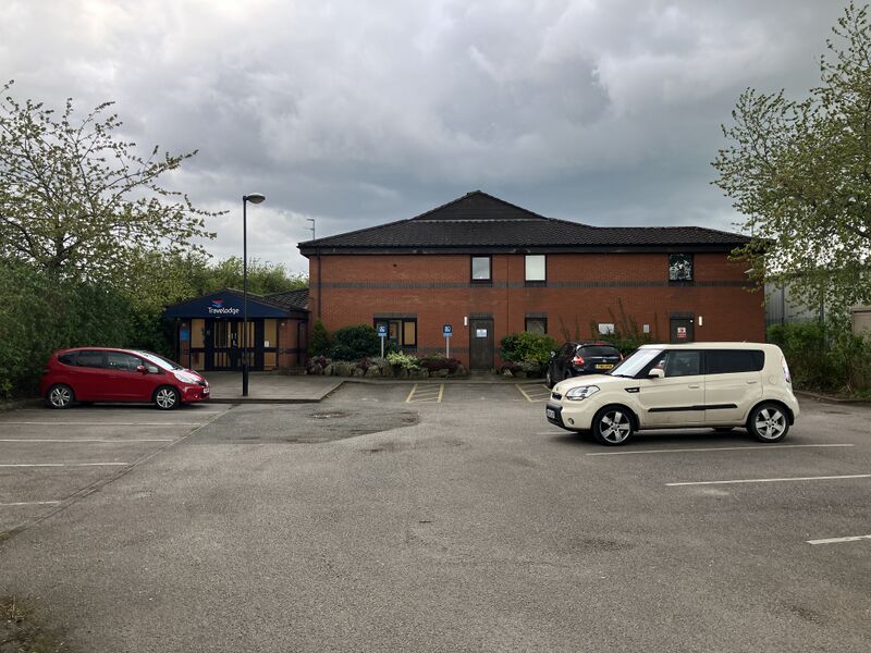 File:Travelodge Middlewich 2024.jpg