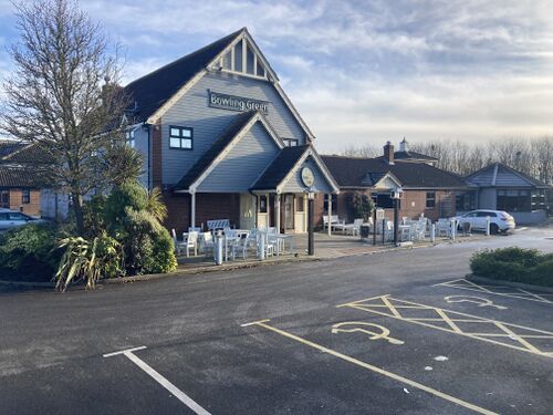 Weeley services Motorway Services, Weeley service station info