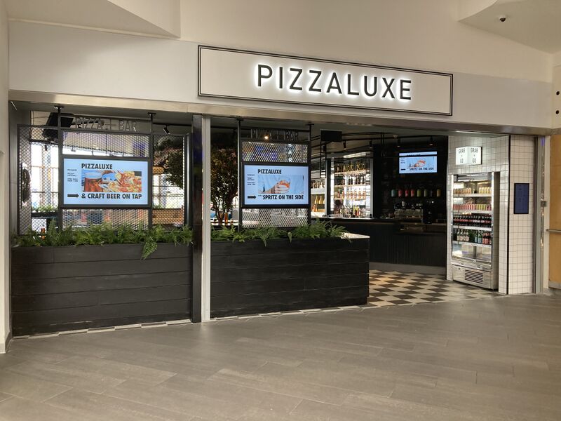 File:PizzaLuxe Cambridge 2022.jpg