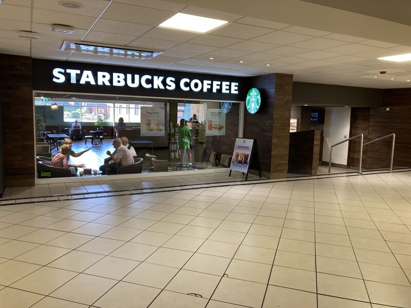 File:Starbucks Membury West 2022.jpg