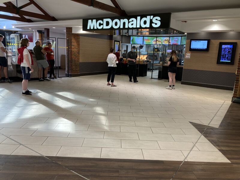 File:McDonalds Clacket Lane East 2021.jpg
